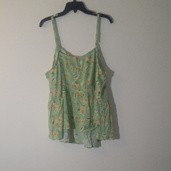 NWT Torrid Light Green Floral Camisole - Picture 6 of 6